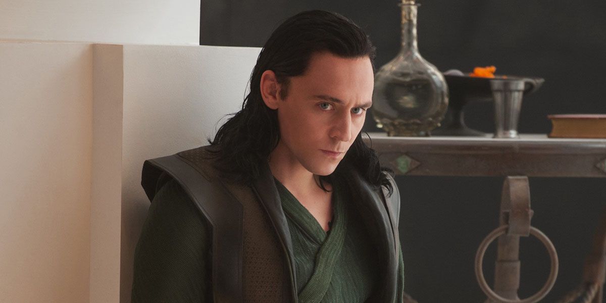 Tom Hiddleston accuses Paul Bettany of stealing Loki’s trick